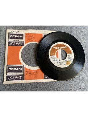White Plains "Show Me Your Hand" & "My Baby Loves Lovin" 7" Single Deram Records